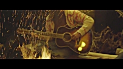 موزیک ویدیوی آرومم با صدای امی...