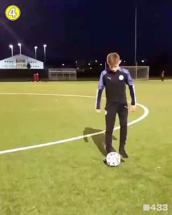 کلیپ محمد تایم فوتبالی (۳) ۸