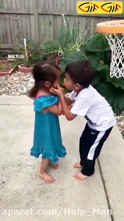 کلیپ احساسی   وقتی برادر داری