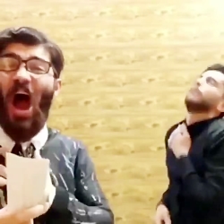 در خانه بمانیم.خخخ