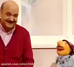 اون مرد کاپشن آبیه، ستاد مدیری...