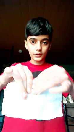 آموزش شعبده بازی با کاغذ