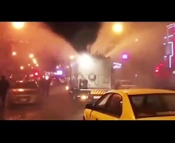 آهنگ در خانه بمانیم