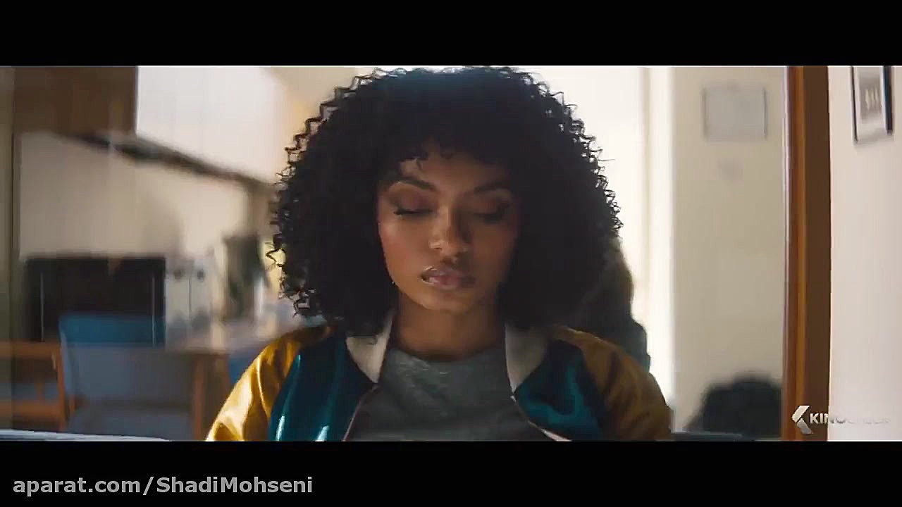 فیلم سینمایی "خورشید هم یک ستاره است"  The Sun Is Also a Star (2019)   زمان156ثانیه