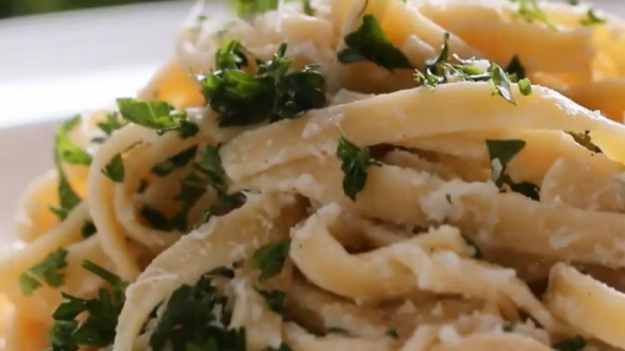 آشپزی سالم - گل‌کلم با سس آلفردو - کلینیک لاغری سیبیتا