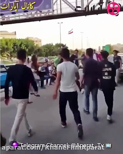 اینم فیلم میتینگ ۲۰۰۰ نفری دهه...