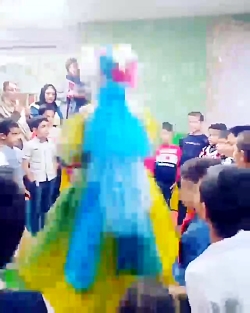 اجرای طنز وبسیارزیبا وفوق العا...