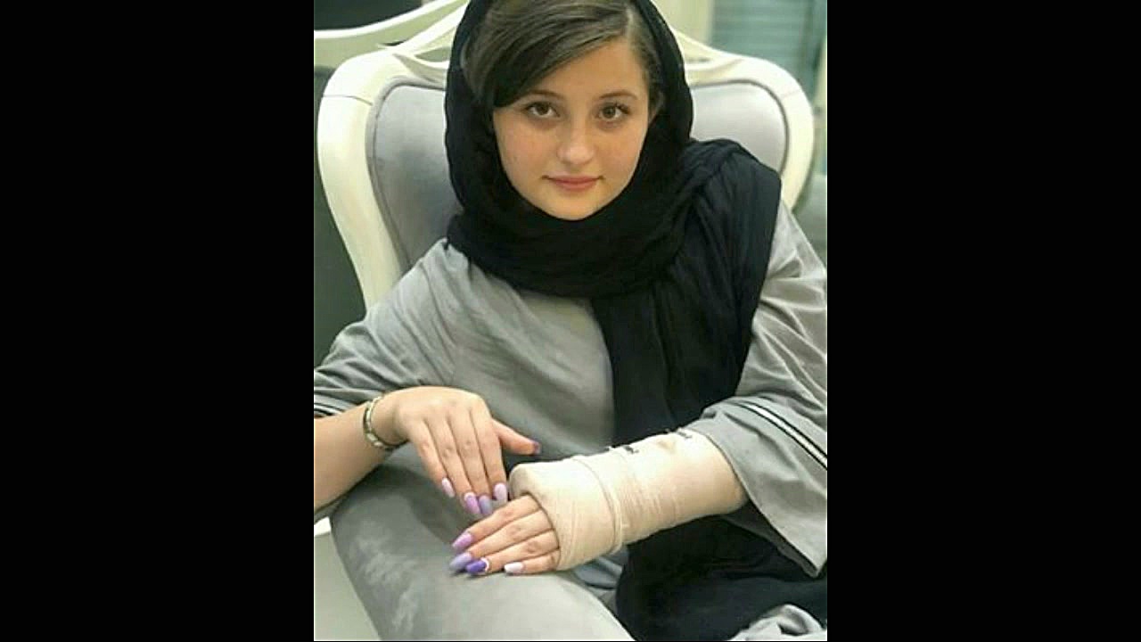 علاقه سارا و نیکای پایتخت به دامپزشکی و ماجرای پدر فوتبالیستشان عصب‌کشی
