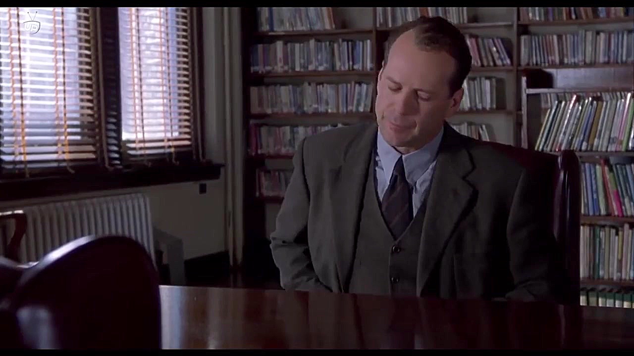 فیلم The Sixth Sense 1999 دوبله فارسی و سانسور شده زمان6280ثانیه