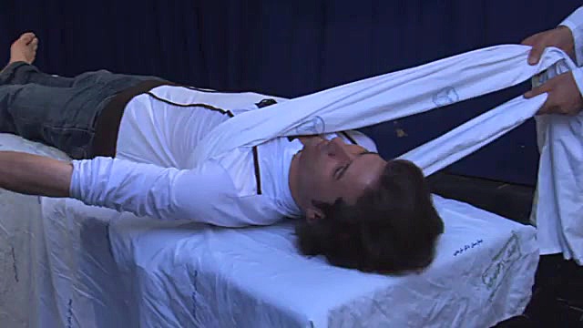 جااندازی دررفتگی مفصل شانه شلخته خان