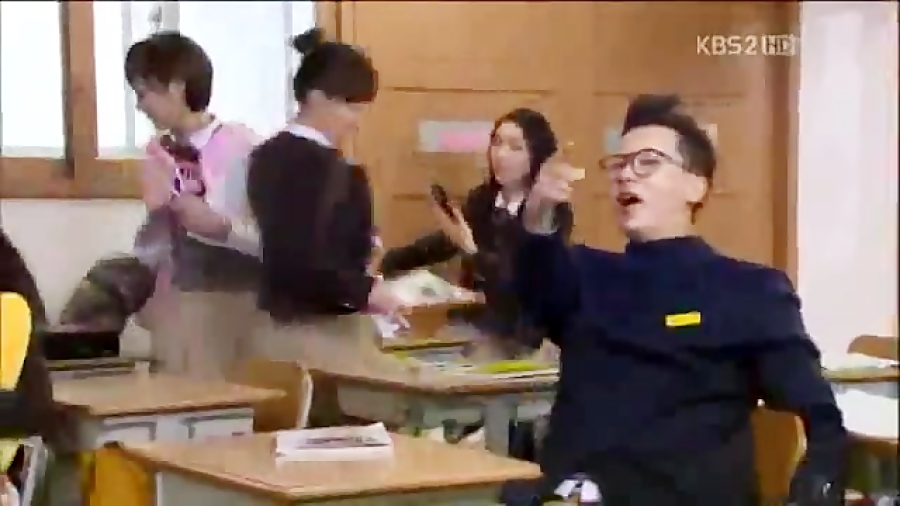 سریال school 2013-قسمت دوم part 1 دست و پا چلفتی