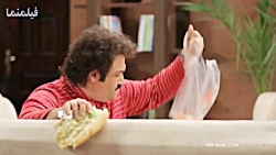 سکانس طنز ساندویج خوردن مهران...