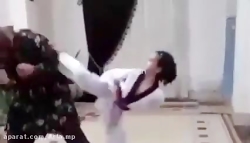 اینم از معضلات قرنطینه ! مادرب...