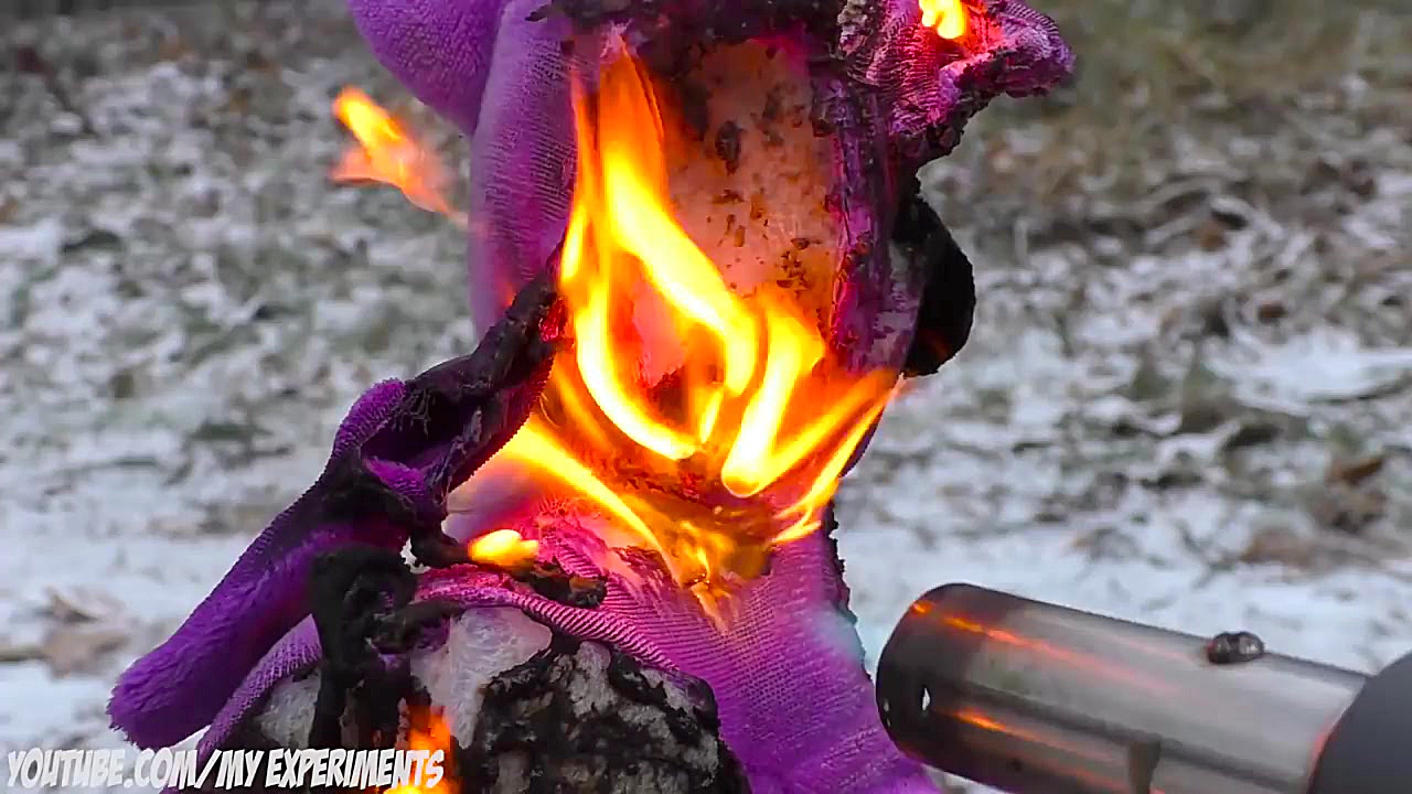 آزمایش عجیب غریب - مشعل گاز در برابر تخم مرغ ها - GAS TORCH VS EGGS Axon Guidance Study