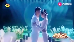 این خانم رقاصه اهل شانگهای چین...