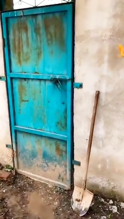 بیرونش یه دنیای دیگه است