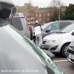 جریمه کردن مردم با خوردن شکلات