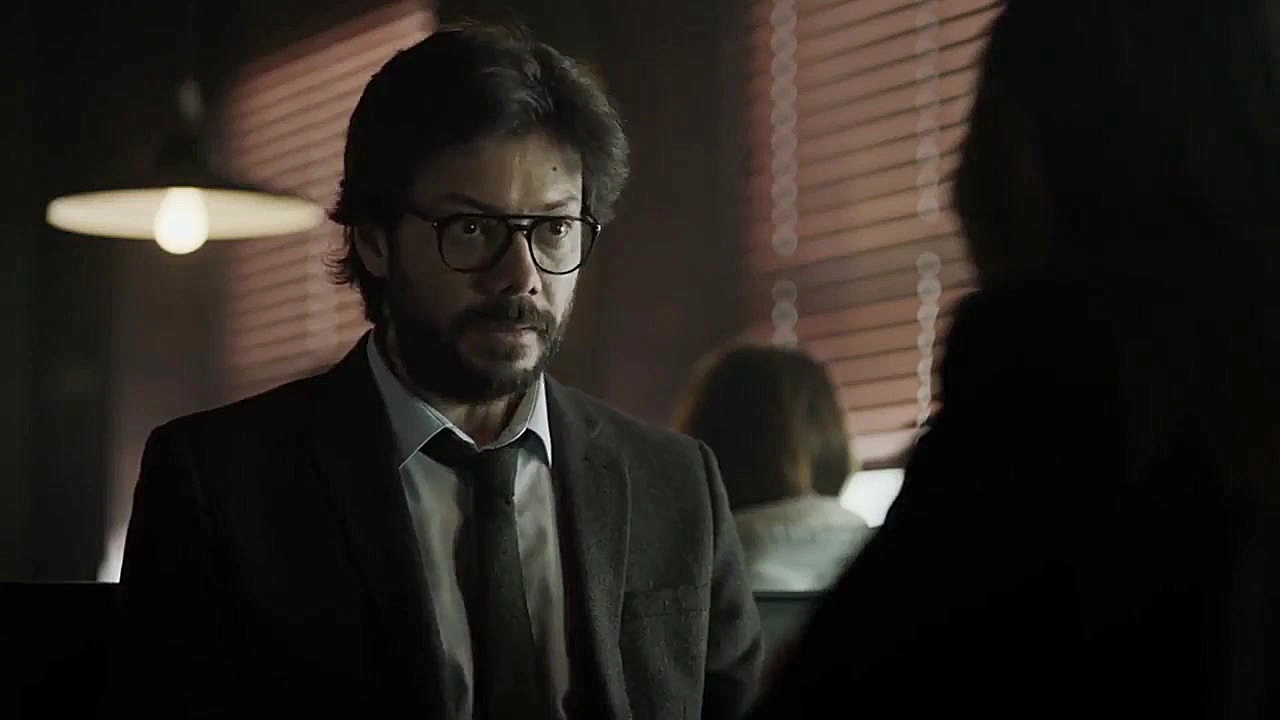 سریال خانه کاغذی فصل 1 قسمت 4 دوبله فارسی - Money Heist S01 E04 زمان2995ثانیه
