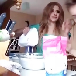 حرف نزن کارتو بکن خووو.....