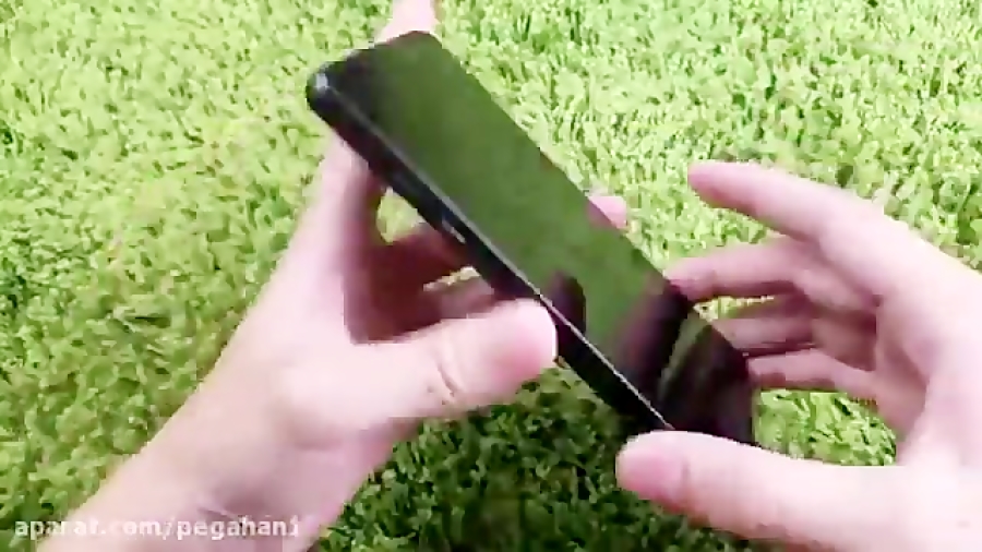 New video stars Samsung Galaxy...