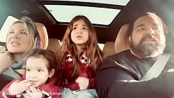همخوانی رضا صادقی با همسر و دخترانش