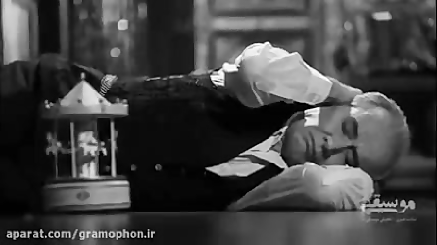 موزیک ویدئو خورشید میشوم از دن...