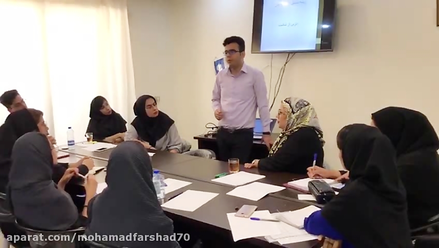 دكتر محمد رضا فرشاد/ علت اعتماد به نفس پايين