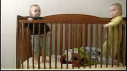 کیا تو بچگی از این کارا میکردن...