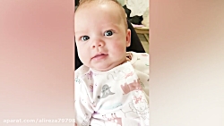 عکس العمل خنده دار کودک به همه...