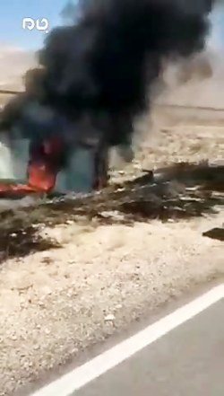 فیلمبرداری به جای کمک به رانند...