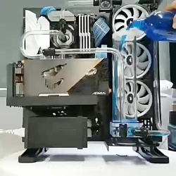 کیس گیمینگ پرخرج