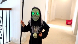 دیانا و داستان های هالوین