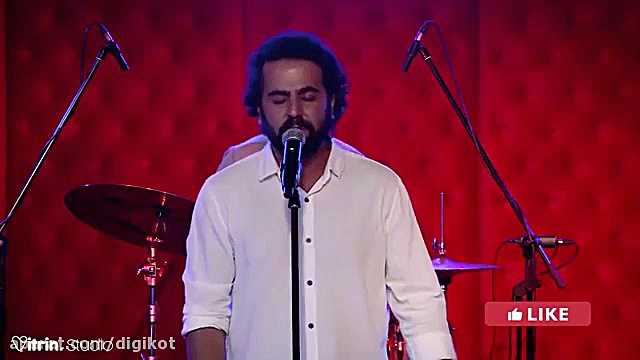اجرای امید نعمتی در برنامه طنز ام شو با اجرای مجید صالحی زمان178ثانیه