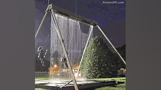 میان ماندن و نماندن زمان3ثانیه