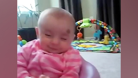 Scaring Baby ترساندن نوزاد موزیک