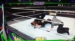 گیم پلی رومن رینز و آندرتیکر س...