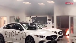 حمله به نمایندگی مرسدس بنز!