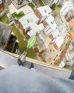 اسکیت سورای لبه دیوار