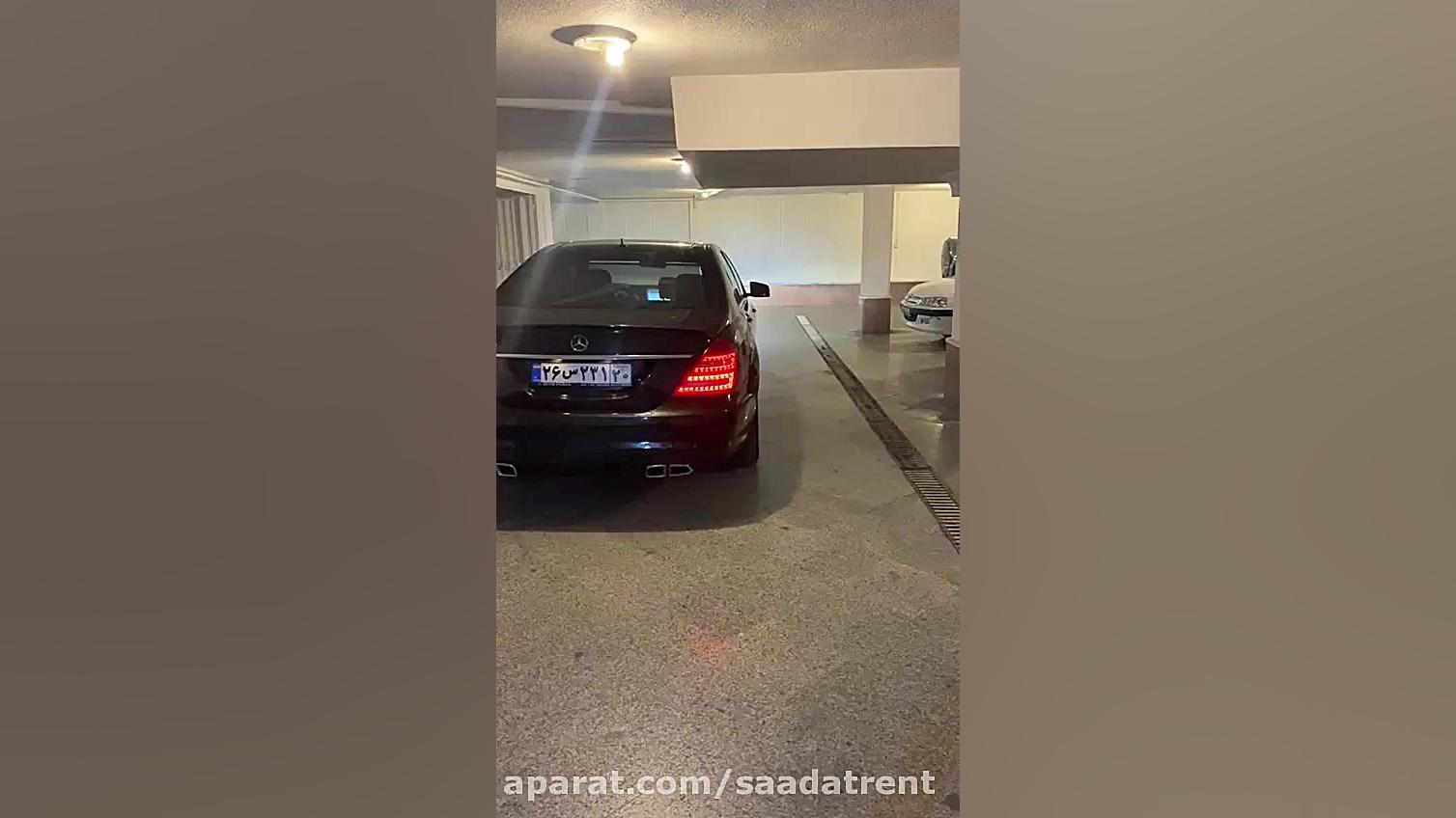 پوستر بزرگ