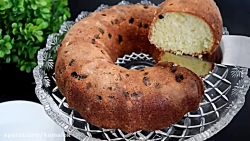 کیک اسفنجی کشمشی ساده که می تو...