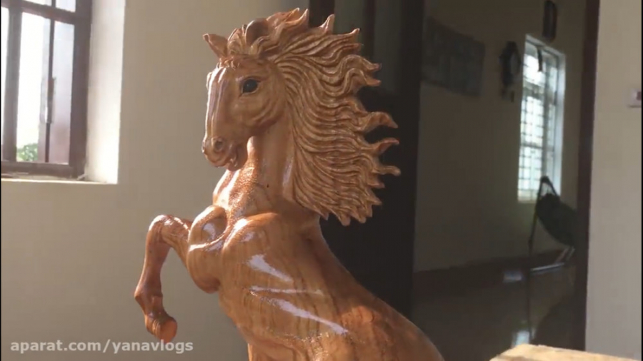 طراحی و مجسمه سازی با چوب  اسب