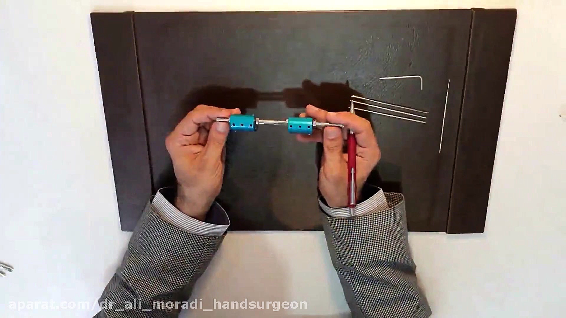 دیسترکتور ساعد Medium size Distractor External Fixator دکتر علی مرادی جراح دست