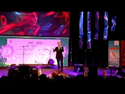 کنسرت و شوخی های خنده دار و با...