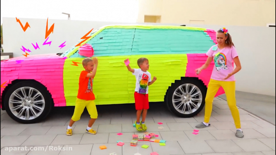 ولاد و نیکی :: ماشین رنگی ماما...