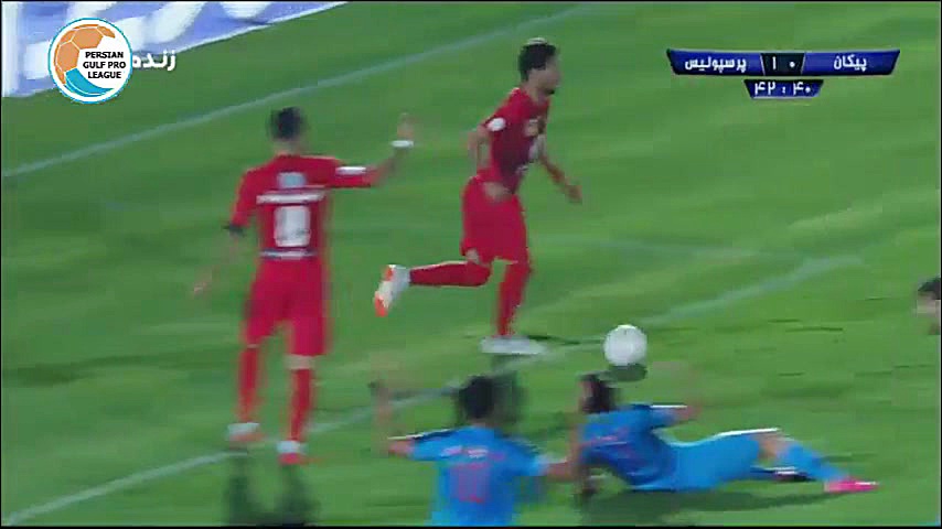از دست رفتن موقعیت بسیار خوب گلزنی بازیکنان پیکان در مقابل دروازه پرسپولیس کلینیک زیبایی