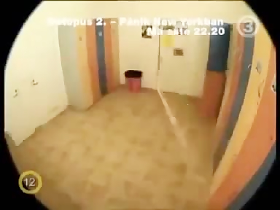 دوربین مخفی در حمام (طنز)