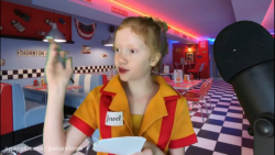 اسمر پیشخدمت