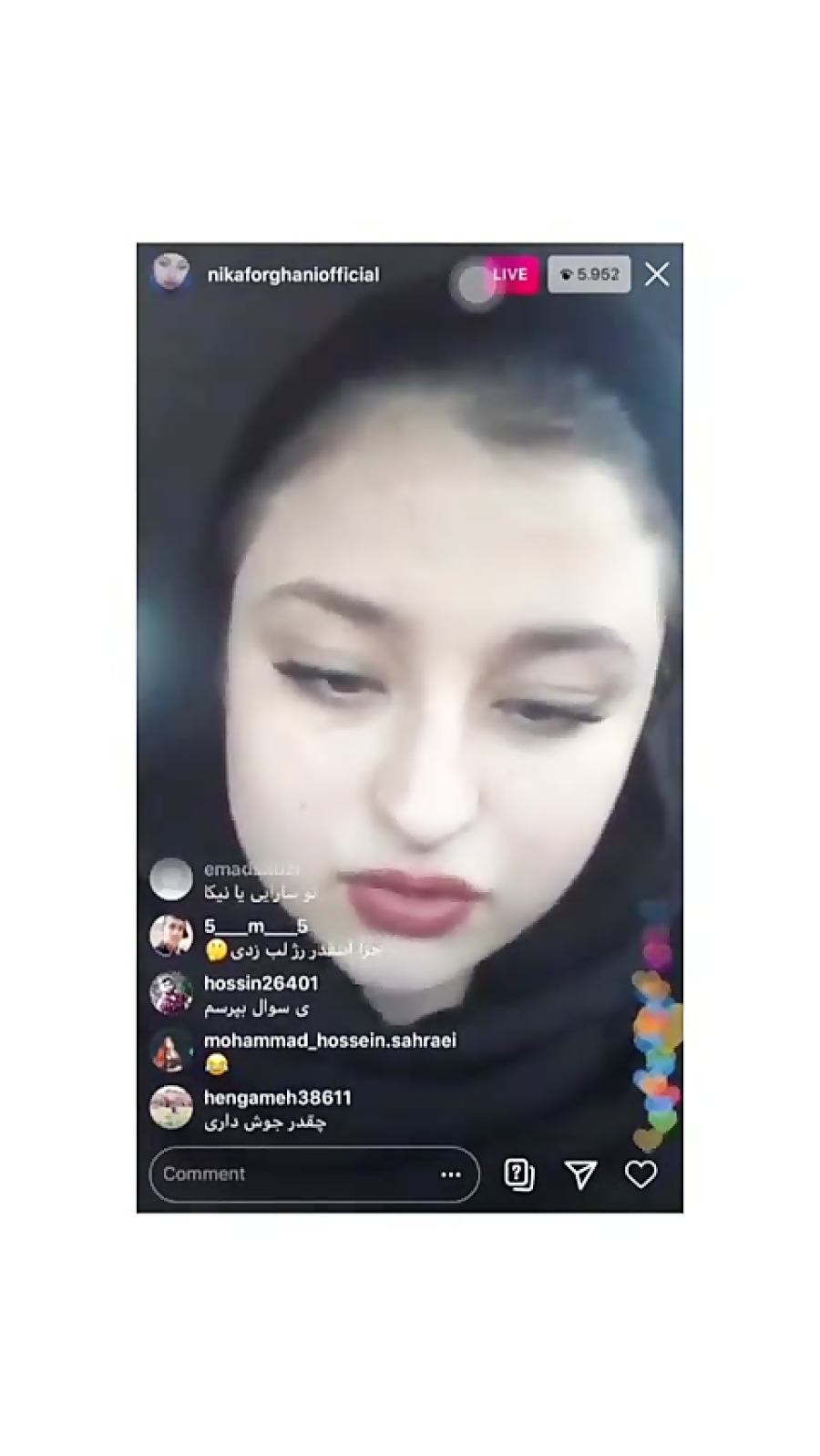 سارا و نیکا لایو جنجالی