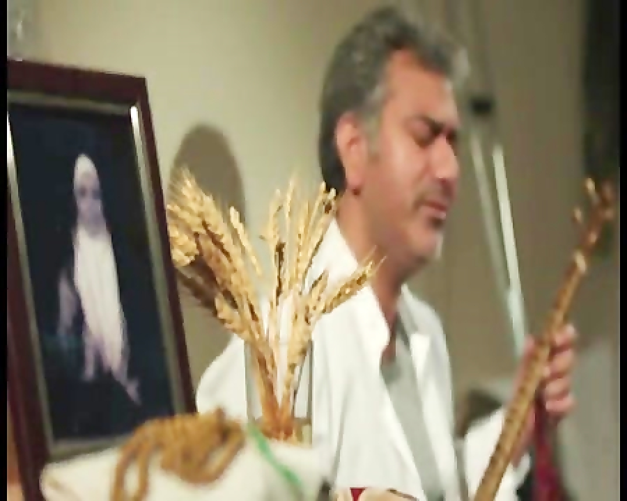 آوازخوانی فوق العاده محمدرضا هدایتی در فیلم ایران برگر زمان70ثانیه