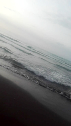 عشقا *کپشن* به شدت مهم